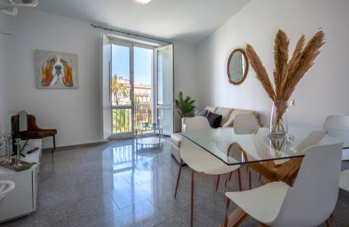 Old Town Apartment | Apartamentos El Capitan Veneno by Cadiz4Rentals