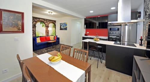 Segovia Apartment | Apartamentos Megaleon