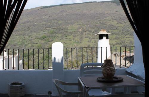 Capileira Apartment | Apartamentos Rurales Rosendo: "La Pimienta"