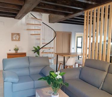 Avila Apartment | Apartamentos turisticos Ávila Puerta del Mariscal 1-1