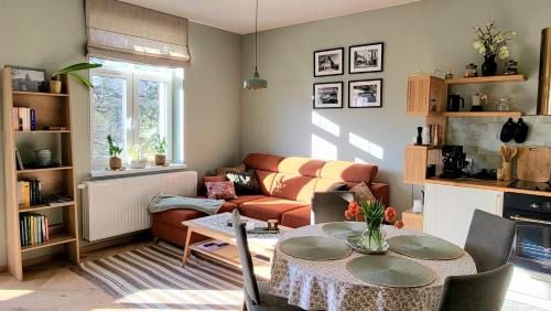 Kowary Apartment | Apartamenty EverySky Kowary, Cozy Home z widokiem na góry i windą