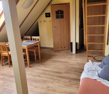 Bierdzany Apartment | Apartamenty Na Poddaszu