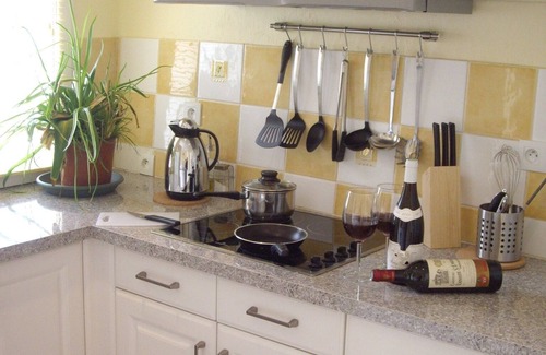 Bellevigne Apartment | Apartement Ruisseau - a light and airy property beside pool.