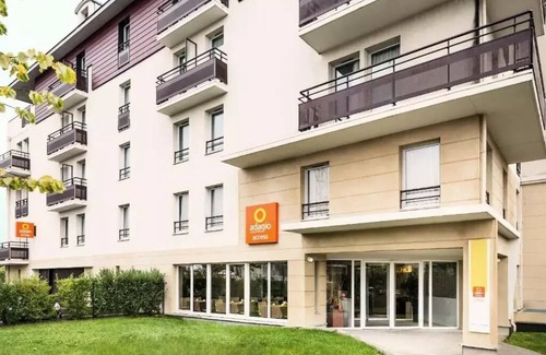 Carrieres-sous-Poissy Apartment | Aparthotel Adagio access Carrières-sous-Poissy - Studio 2 people