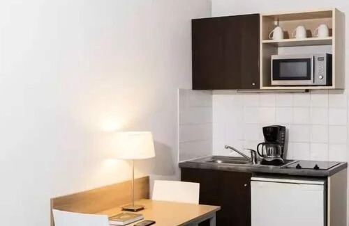 Clamart Apartment | Aparthotel Adagio access Paris Clamart* - Large Studio 2 People