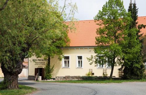 Trebiz Apartment | Apartmán Na návsi