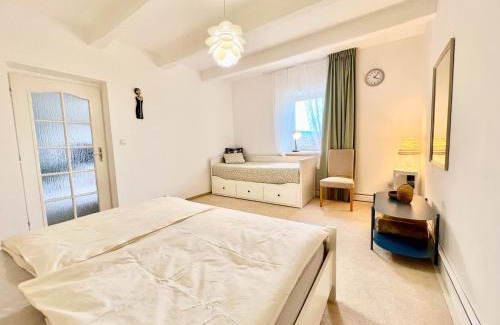 Beroun Apartment | Apartmán u Berounky