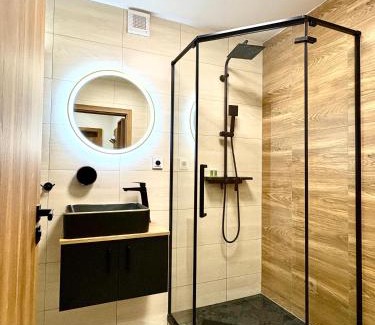 Ceska Lipa Apartment | Apartmány ASYMETRIK s parkováním a možností snidaně