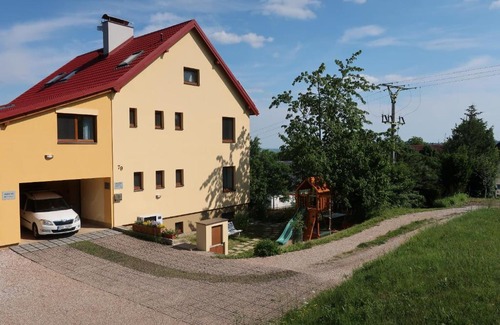 Holin Apartment | Apartmány U Zvoničky