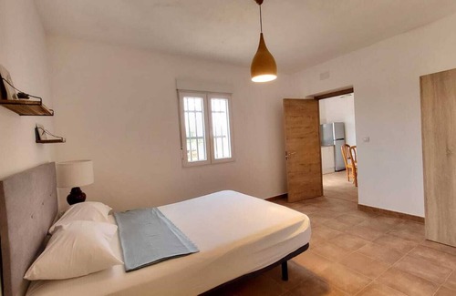 San Martin de Montalban Apartment | Apartment in Hostal San Martin de Montalbán