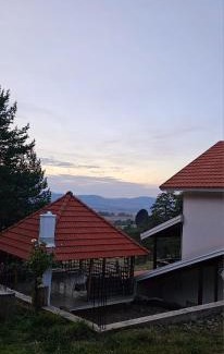 Zlatibor Apartment | Apartman ISPOD DUGE LANA