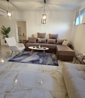 Petrovaradin Apartment | apartman MILA