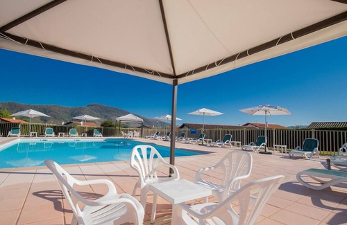Saint-Jean-Pied-de-Port Apartment | Apartment in Saint-Jean-Pied-de-Port Park