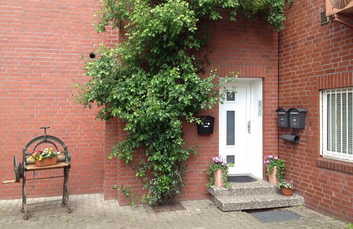Hittfeld Apartment | Apartment 1, beautiful centrally located apartment