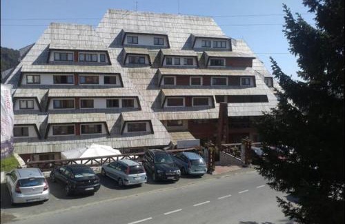 Kopaonik Apartment | Apartment 111 at Zoned Apart Hotel & Spa - Apartman 111 u hotelu Zoned