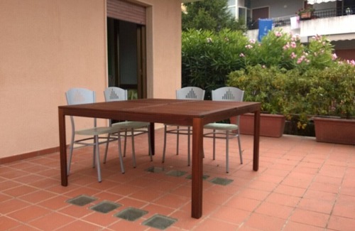 Diamante House | Apartment 150m from the beach with large level terrace