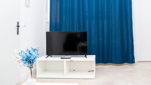 Ciudad Lineal Apartment | Apartment 6 Private complex 4 people