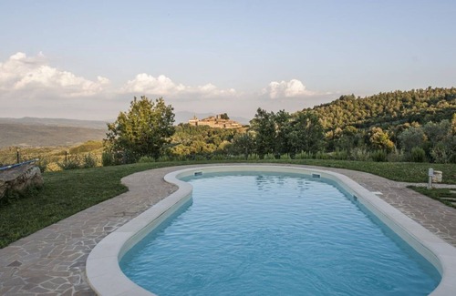 Civitella Paganico Apartment | Apartment A1 with pool San Ansano