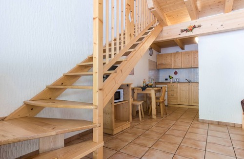 Pinzolo Apartment | Apartment 'Adamello 15' with Wi-Fi