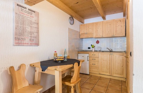 Pinzolo Apartment | Apartment 'Adamello 15' with Wi-Fi