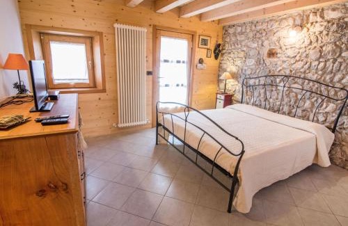 Barcis Apartment | Apartment Albergo Diffuso - Cjasa Ustin-4 by Interhome