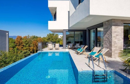 Zurkovo Apartment | Apartment Albi by Interhome