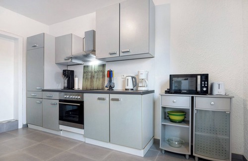 Neu Darchau Apartment | Apartment 'Am Fährhafen' with Private Garden and Wi-Fi