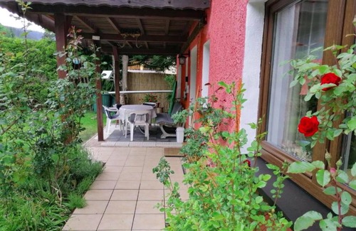 Obstfelderschmiede Apartment | Apartment 'Am Fuße Der Bergbahn' with Mountain View, Private Terrace and Wi-Fi