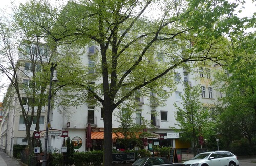 Charlottenburg Apartment | Apartment 'Am Schloss Charlottenburg' with Balcony and Wi-Fi