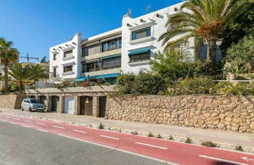 Cala Apartment | Apartment and garage directly on the beach