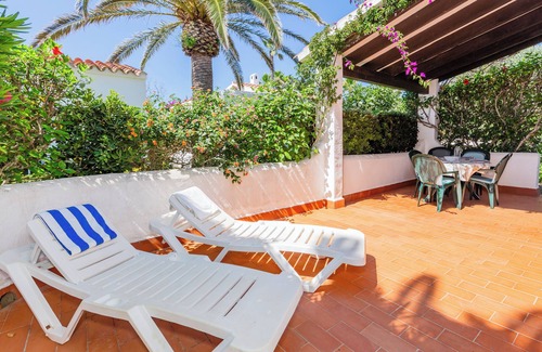 Son Xoriguer Apartment | Apartment 'Apartamento 2 Dormitorios' with Private Terrace and Shared Garden