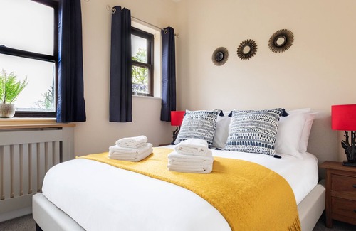 Beckingham Apartment | Apartment-Apartment-Ensuite with Bath-Promenade Apartment#