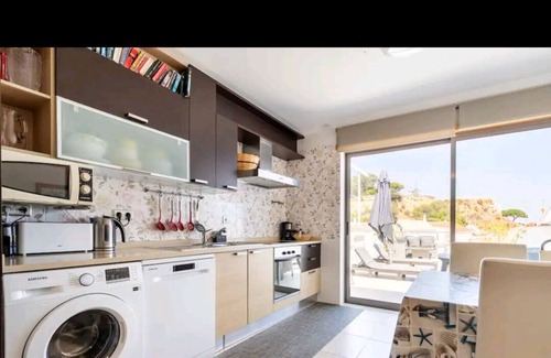 Vale de Carro Apartment | Apartment Aphrodite - Front Beach Olhos de Água - Portugal