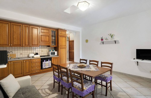 Nerano Apartment | Apartment 'Appartamento Amalfi' with Sea View, Wi-Fi and Air Conditioning