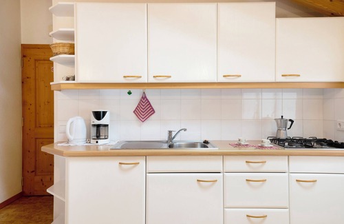 Sarntal Apartment | Apartment 'Appartment Family' with Mountain View, Shared Garden and Wi-Fi