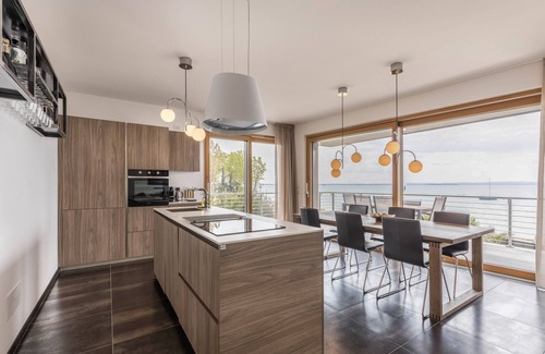 Bardolino Apartment | Apartment "Bardolino Luxury - Attico" with Lake View, Private Pool & Wi-Fi