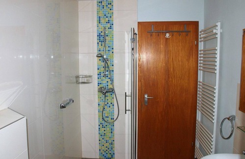 Herrstein Apartment | Apartment Baumhardt - apartment, shower, toilet, 2 bedrooms