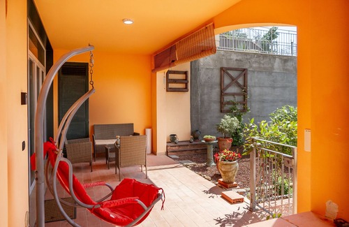 Scarlino Apartment | Apartment "Belvedere" with Garden & Wi-Fi