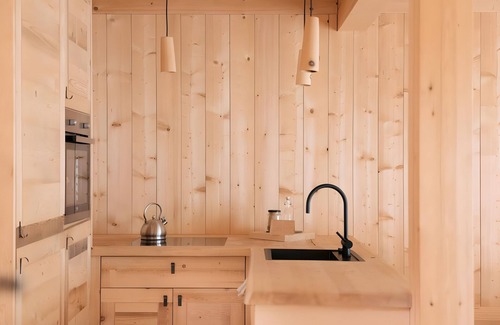 Prateria Apartment | Apartment 'Blasla Sterngugga' with Mountain View, Private Terrace and Wi-Fi