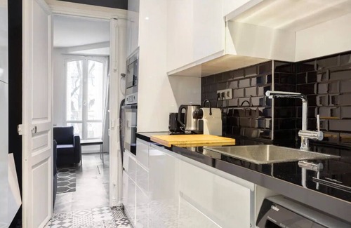 Quartier de la Porte-Saint-Denis Apartment | Apartment Bonne nouvelle