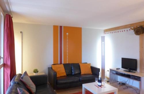Wengen Apartment | Apartment Breithorn Residence Apt-3 by Interhome