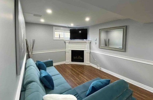 Bradford West Gwillimbury Apartment | Apartment