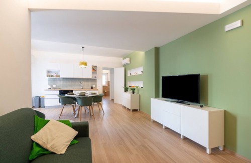Trapani Apartment | Apartment 'Capitan Trinchetto Agave' with Mountain View, Private Terrace and Wi-Fi