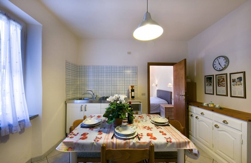 Campo nell'Elba Apartment | Apartment "Casale al Mare Cm4" in a Country House with Garden