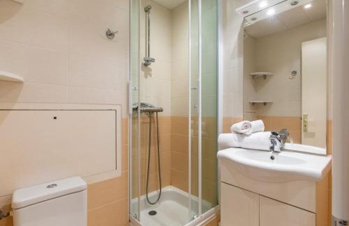 Val Claret Apartment | Apartment Chalet Club - Val Claret-4 by Interhome