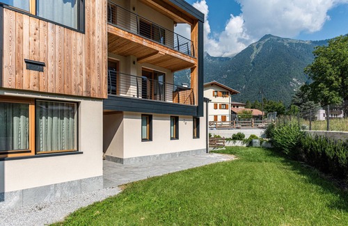 Pinzolo Apartment | Apartment "Ciasa Fatati" with Mountain View, Sauna & Wi-Fi