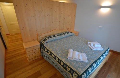 Raveo Apartment | Apartment Cjase Fravins-4 by Interhome