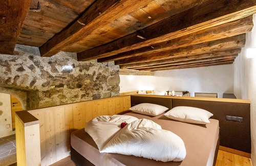 Fie allo Sciliar Apartment | Apartment "Daimlhof Ferienwohnung Schlernstein" with Mountain View, Garden, Balcony & Wi-Fi