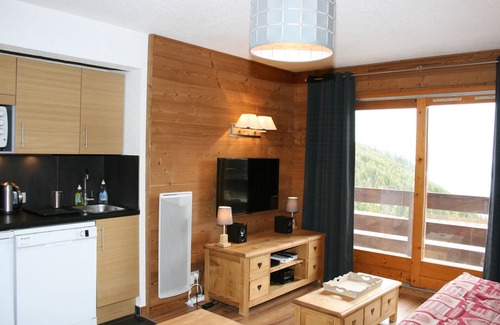 Meribel-Mottaret Apartment | Apartment ,Direct access to the slopes,4-6 persons,35 m2,beautiful view,wifi