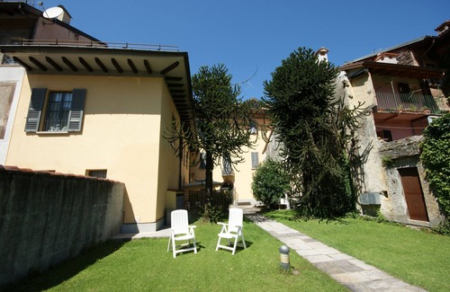Cannobio Apartment | Apartment directly in the medieval old town